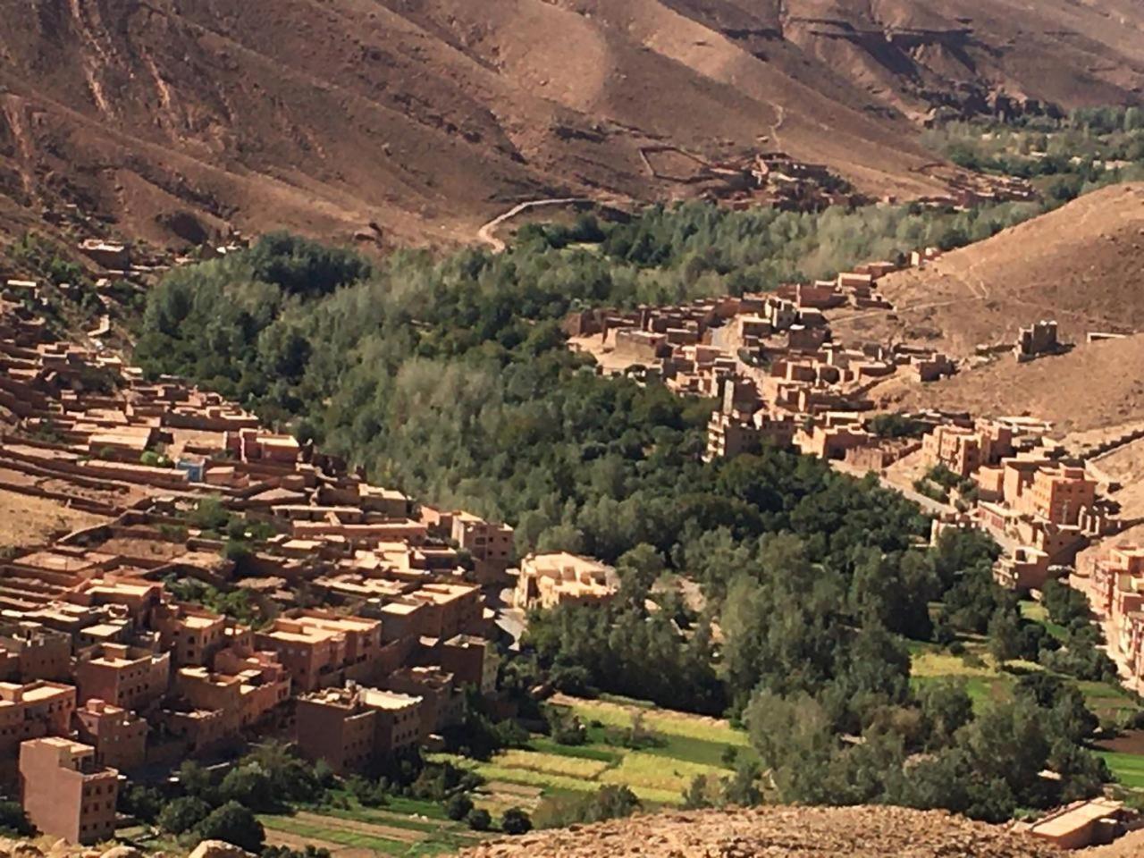 Hotel Panoramique De La Vallee Aït Idaïr Bagian luar foto